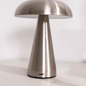 LÁMPARA PORTATIL METAL PLATA, RECARGABLE CON CABLE USB. 21*19 CM (4 POSICIONES LUZ)