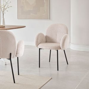 SILLA MARGOT, TAPIZADO BLANCO HUESO, PATAS METAL NEGRO